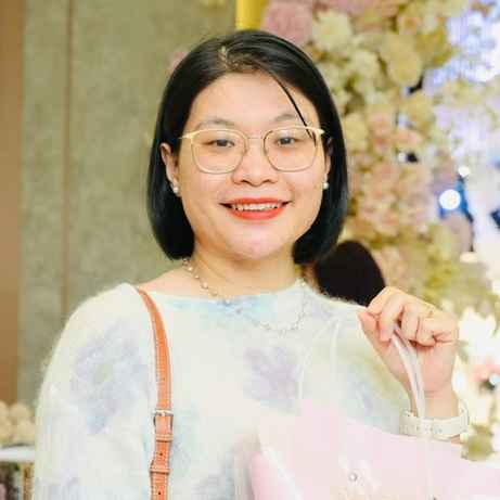 Hoàng Thị Thắm
